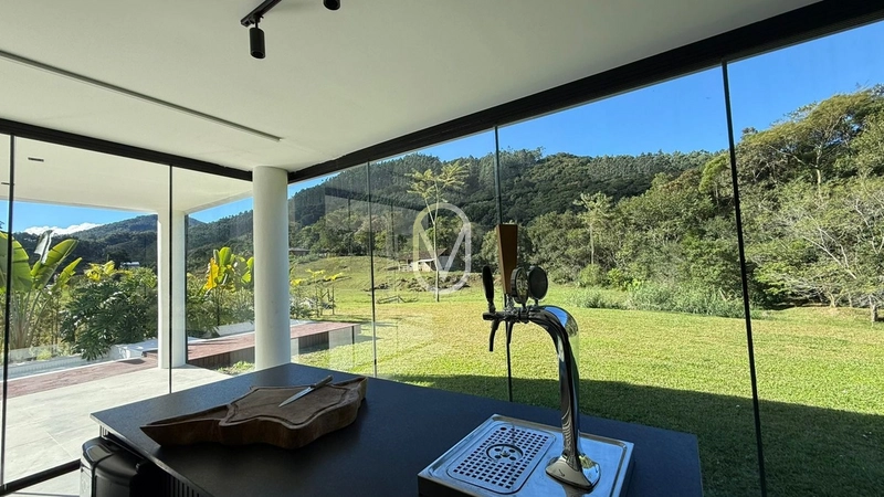 Casa de Alto Padrão á Venda em São Martinho-SC: 22ª foto da galeria de imagens do imóvel