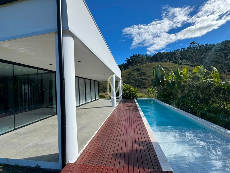 Casa de Alto Padrão á Venda em São Martinho-SC: 10ª foto da galeria de imagens do imóvel