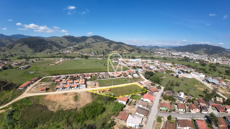 Terreno com 2 casas á Venda no bairro São Francisco em Armazém-SC: 3ª foto da galeria de imagens do imóvel