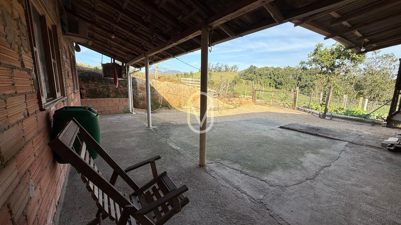 Casa de 2 dormitórios á Venda em Armazém-SC: 11ª foto da galeria de imagens do imóvel