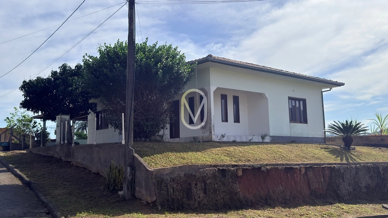 Casa á Venda no Centro de Armazém-SC: 1ª foto da galeria de imagens do imóvel