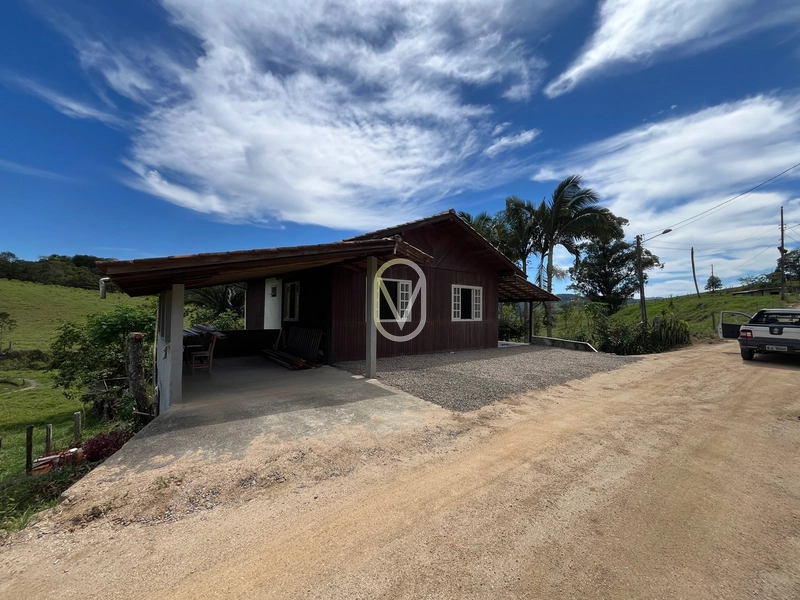 Casa para Locação em Armazém-SC: 2ª foto da galeria de imagens do imóvel