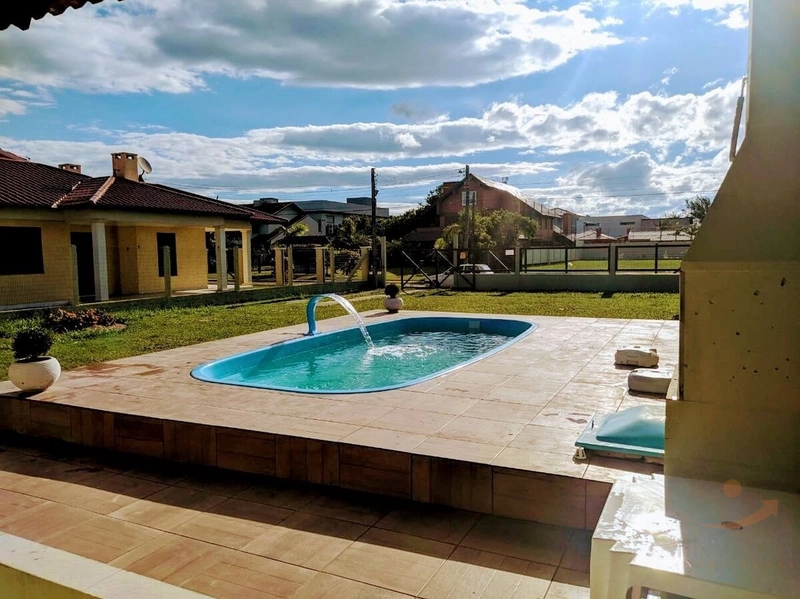 Casa Com Piscina na Zona Nova - Capão da Canoa - .: 6ª foto da galeria de imagens do imóvel