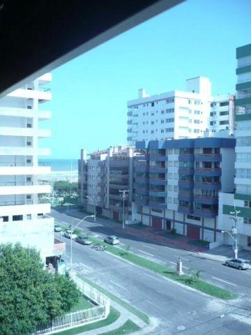 Apartamento de 2 dormitórios disponível para locação de temporada.: 3ª foto da galeria de imagens do imóvel