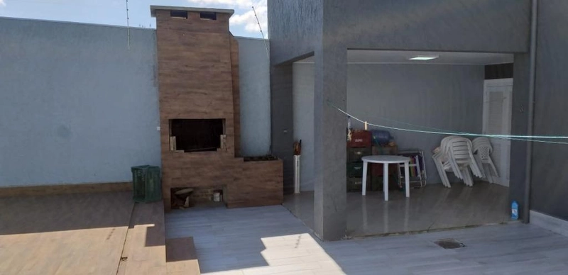 Casa com PISCINA - 5 Quartos - 1 Quadra do MAR em Capão da Canoa: 21ª foto da galeria de imagens do imóvel