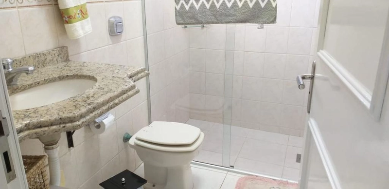 Casa com PISCINA - 5 Quartos - 1 Quadra do MAR em Capão da Canoa: 31ª foto da galeria de imagens do imóvel