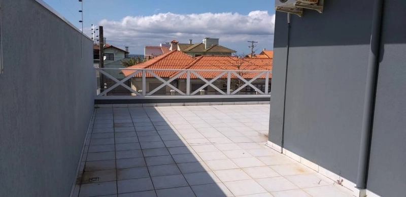 Casa com PISCINA - 5 Quartos - 1 Quadra do MAR em Capão da Canoa: 35ª foto da galeria de imagens do imóvel