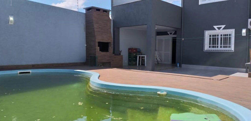 Casa com PISCINA - 5 Quartos - 1 Quadra do MAR em Capão da Canoa: 46ª foto da galeria de imagens do imóvel