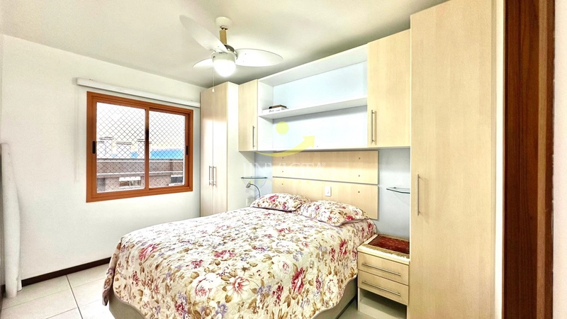 OPORTUNIDADE NO CENTRO! Apartamento com 2 dormitórios!: 2ª foto da galeria de imagens do imóvel