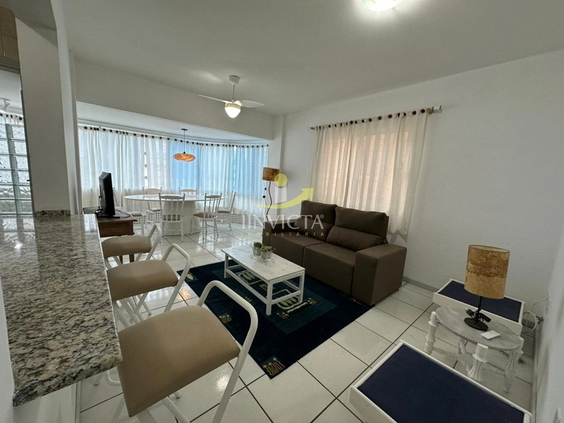 Apartamento de 2 dormitórios disponível para locação de temporada.