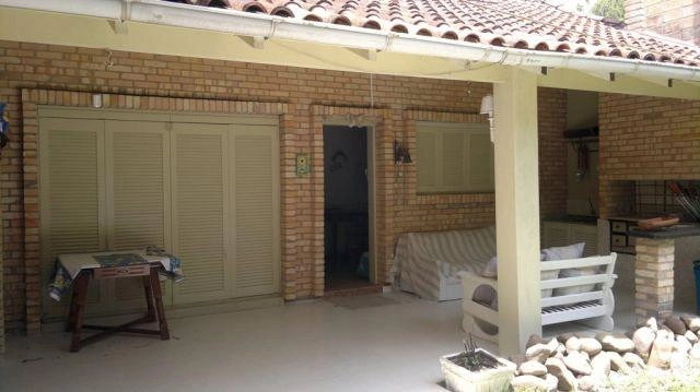 Casa com piscina em Atlântida: 4ª foto da galeria de imagens do imóvel