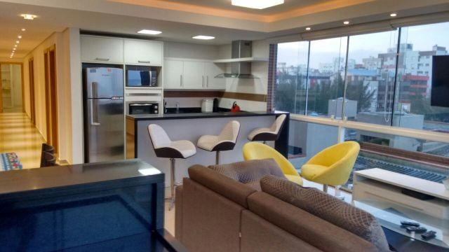 EXCELENTE 3 DORMITÓRIOS  SENDO 2 SUÍTES, A POUCOS METROS DO MAR CENTO!: 10ª foto da galeria de imagens do imóvel