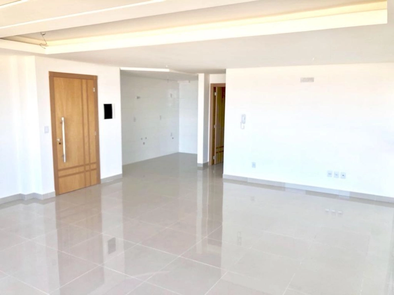 Apartamento com 4 frente mar: 8ª foto da galeria de imagens do imóvel