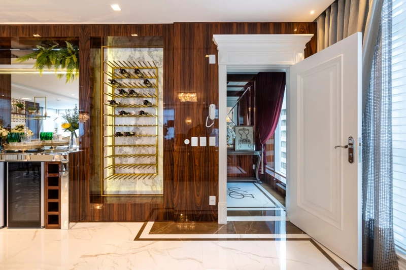 MANSÃO SUSPENÇA 4 SUÍTES MOBILIASO E DECORADO PRA CURTIR COM A FAMÍLIA: 3ª foto da galeria de imagens do imóvel