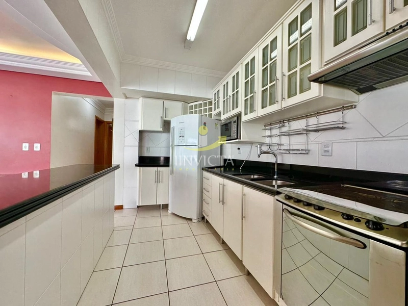 AMPLO 3 DORMITÓRIOA MOB/DEC A POUCOS METROS DO MAR PRA VOCÊ!!!!: 11ª foto da galeria de imagens do imóvel