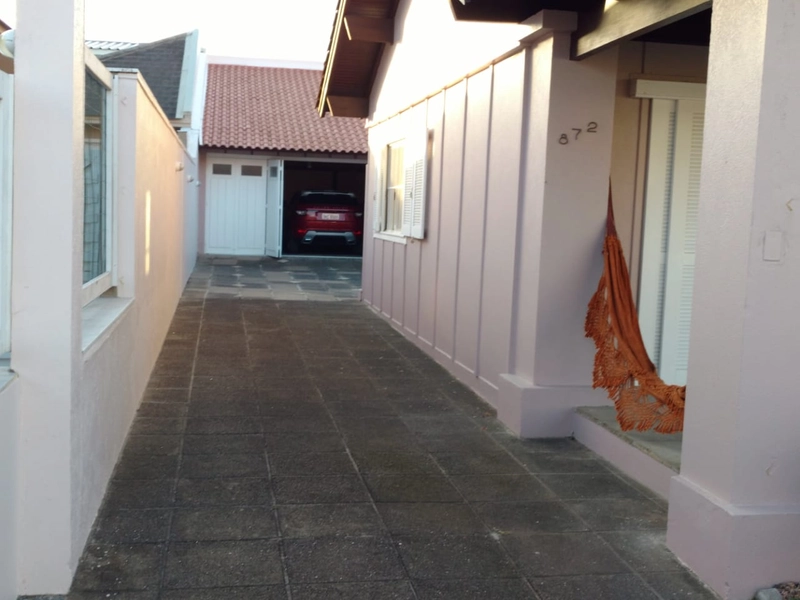 casa em Atlântida fora de condomínio, com piscina e anexo!: 22ª foto da galeria de imagens do imóvel