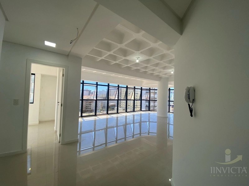 Sala comercial com ótima localização no Centro de Capão da Canoa!: 2ª foto da galeria de imagens do imóvel