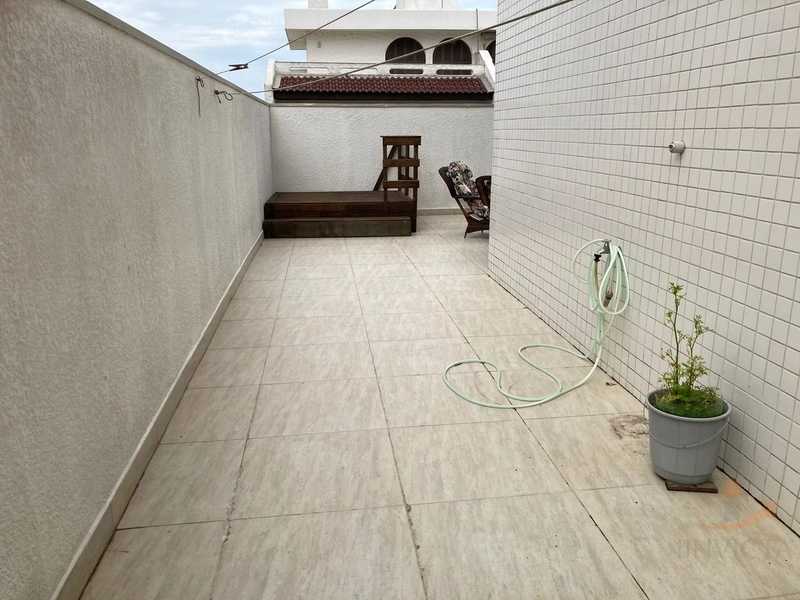 VISTA MAR COM TERRAÇO! MOBILIADO, PRÓXIMO DO MAR!: 3ª foto da galeria de imagens do imóvel