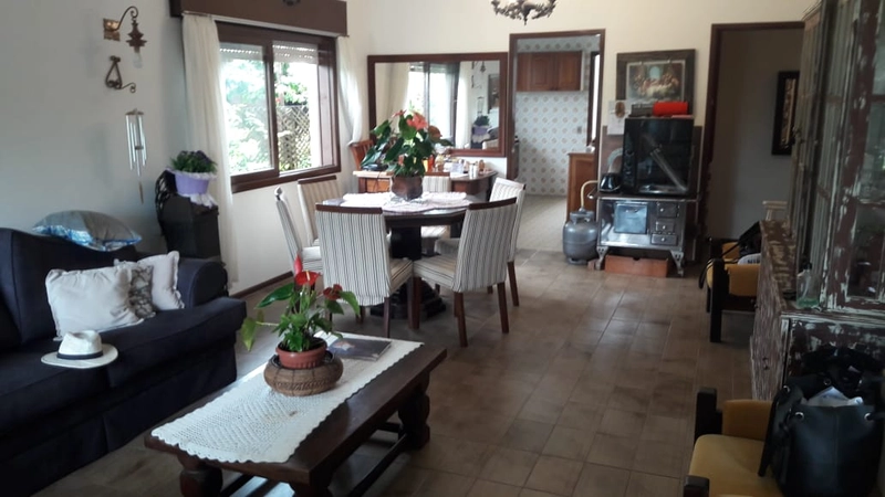 Casa 3 dormitorios com piscina: 21ª foto da galeria de imagens do imóvel