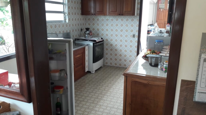 Casa 3 dormitorios com piscina: 24ª foto da galeria de imagens do imóvel
