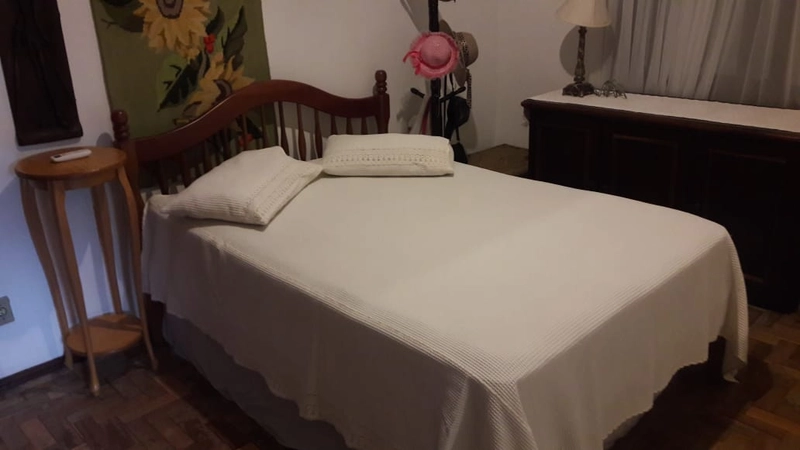 Casa 3 dormitorios com piscina: 25ª foto da galeria de imagens do imóvel