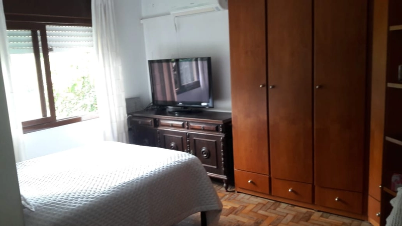 Casa 3 dormitorios com piscina: 27ª foto da galeria de imagens do imóvel