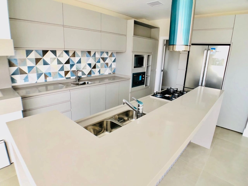 4 suites em condominio fechado: 8ª foto da galeria de imagens do imóvel