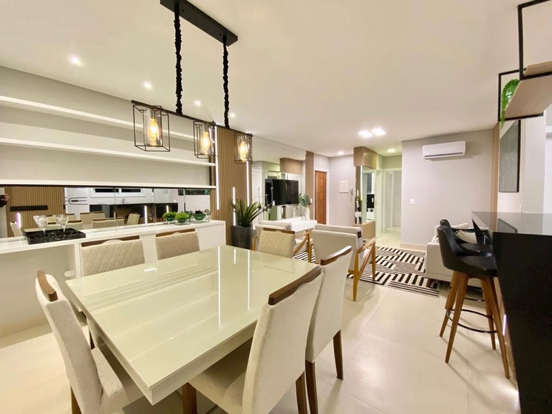 Apartamento de 02 dormitórios no centro, Capão da Canoa!!