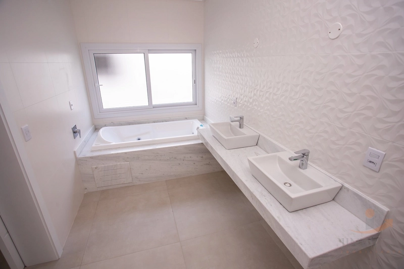 Casa em Condomínio Fechado - 4 Suítes (1 Master) - Capão da Canoa: 29ª foto da galeria de imagens do imóvel