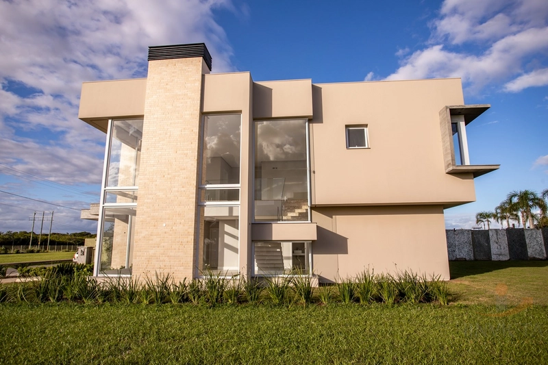 Casa em Condomínio Fechado - 4 Suítes (1 Master) - Capão da Canoa: 4ª foto da galeria de imagens do imóvel