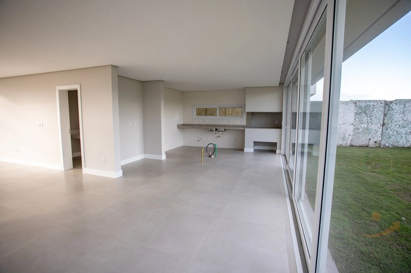 Casa em Condomínio Fechado - 4 Suítes (1 Master) - Capão da Canoa: 17ª foto da galeria de imagens do imóvel