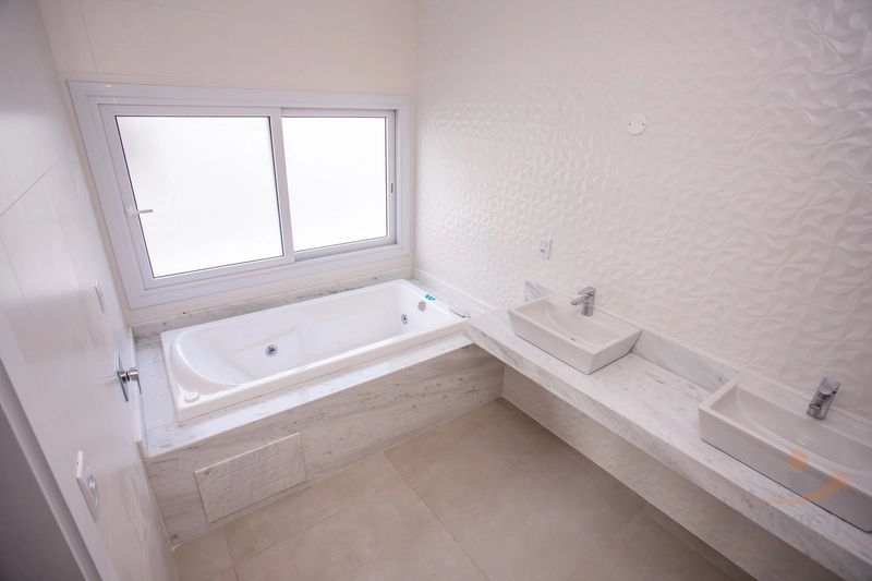 Casa em Condomínio Fechado - 4 Suítes (1 Master) - Capão da Canoa: 28ª foto da galeria de imagens do imóvel