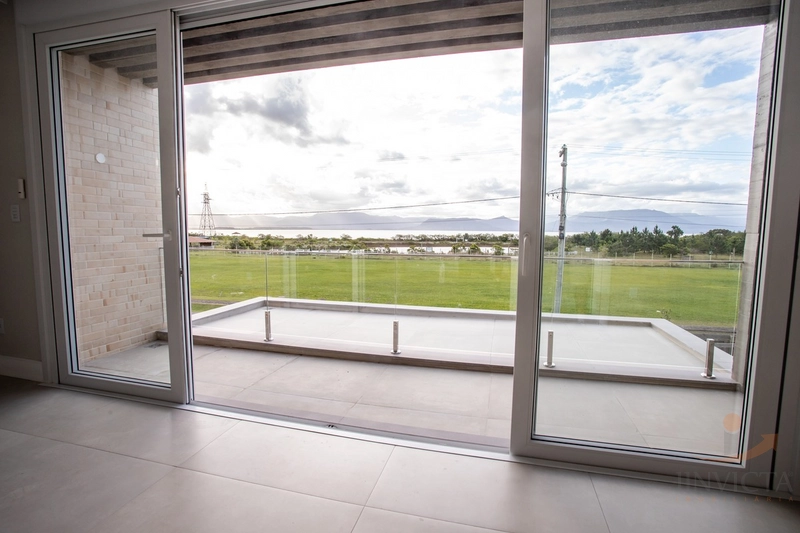 Casa em Condomínio Fechado - 4 Suítes (1 Master) - Capão da Canoa: 37ª foto da galeria de imagens do imóvel