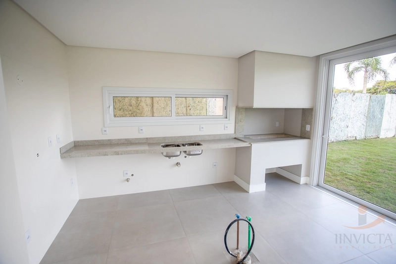 Casa em Condomínio Fechado - 4 Suítes (1 Master) - Capão da Canoa: 19ª foto da galeria de imagens do imóvel