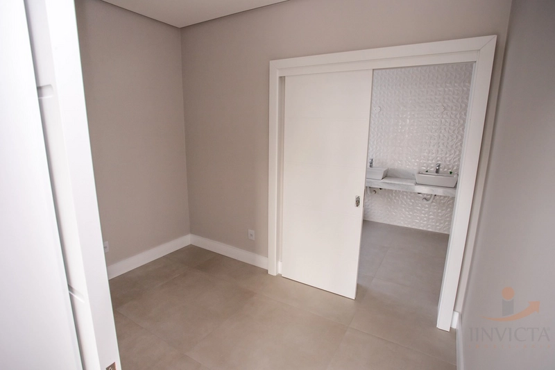 Casa em Condomínio Fechado - 4 Suítes (1 Master) - Capão da Canoa: 49ª foto da galeria de imagens do imóvel