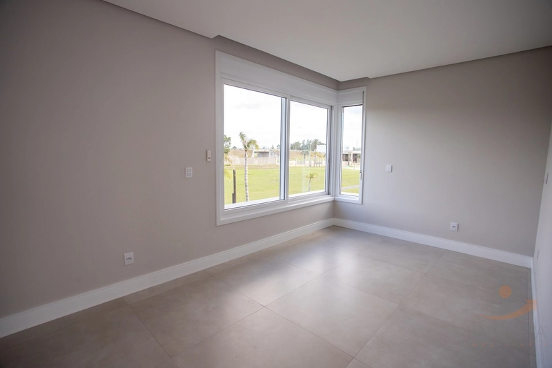 Casa em Condomínio Fechado - 4 Suítes (1 Master) - Capão da Canoa: 31ª foto da galeria de imagens do imóvel