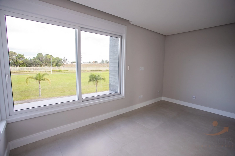 Casa em Condomínio Fechado - 4 Suítes (1 Master) - Capão da Canoa: 35ª foto da galeria de imagens do imóvel