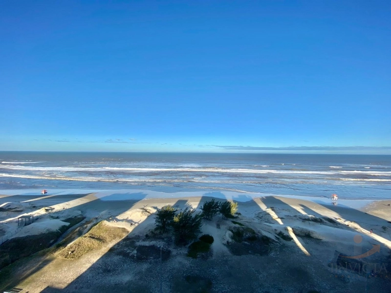 AMPLO 3 DORMITÓRIOS COM VISTA ETERNA PARA O MAR MOB/DECORADO!!!!!: 11ª foto da galeria de imagens do imóvel