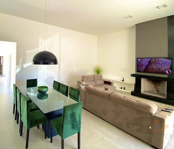Linda Casa em Condomínio fechado!!!: 7ª foto da galeria de imagens do imóvel