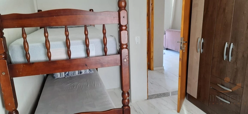 Casa com 4 dormitórios e PISCINA: 16ª foto da galeria de imagens do imóvel