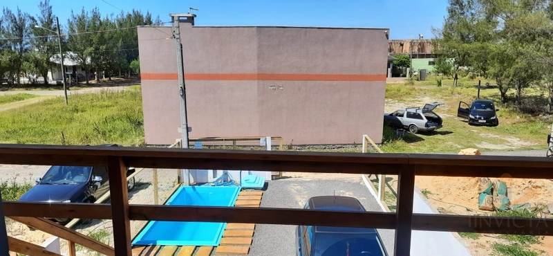 Casa com 4 dormitórios e PISCINA: 26ª foto da galeria de imagens do imóvel