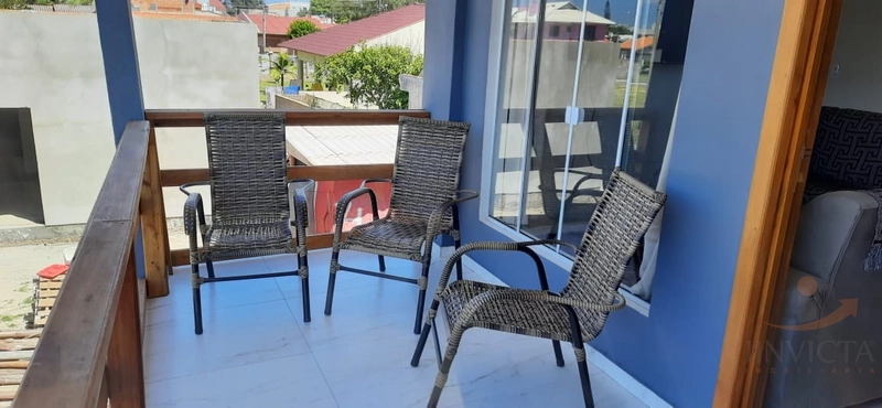 Casa com 4 dormitórios e PISCINA: 25ª foto da galeria de imagens do imóvel