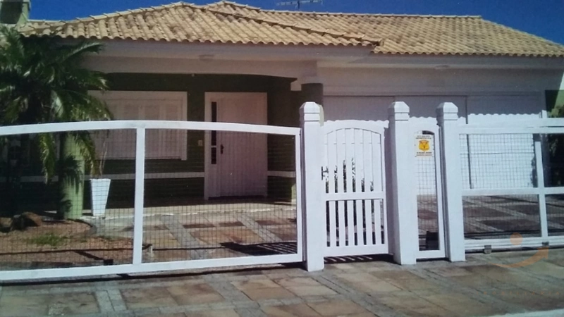 Casa Com Piscina em Xangri-la Região Central !: 8ª foto da galeria de imagens do imóvel