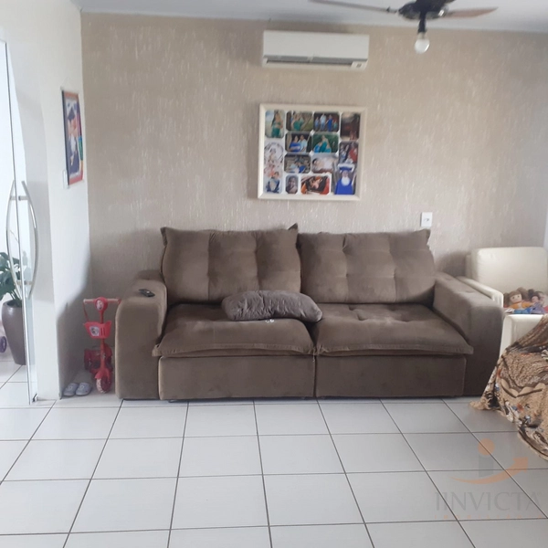 Casa com piscina de 3 dormitórios .: 24ª foto da galeria de imagens do imóvel