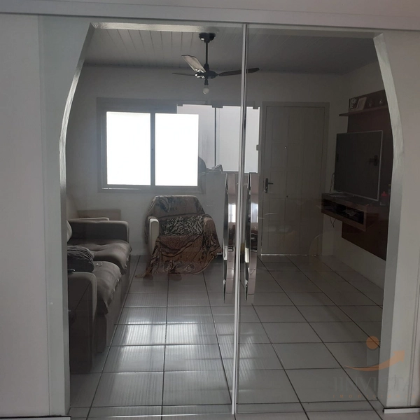 Casa com piscina de 3 dormitórios .: 18ª foto da galeria de imagens do imóvel