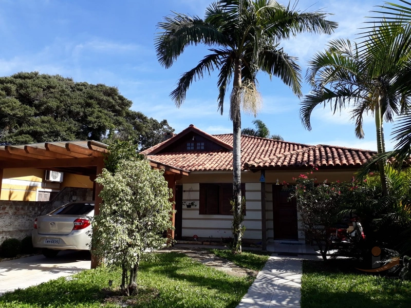 Casa no Bairro Guará com 4 dormitórios.: 1ª foto da galeria de imagens do imóvel