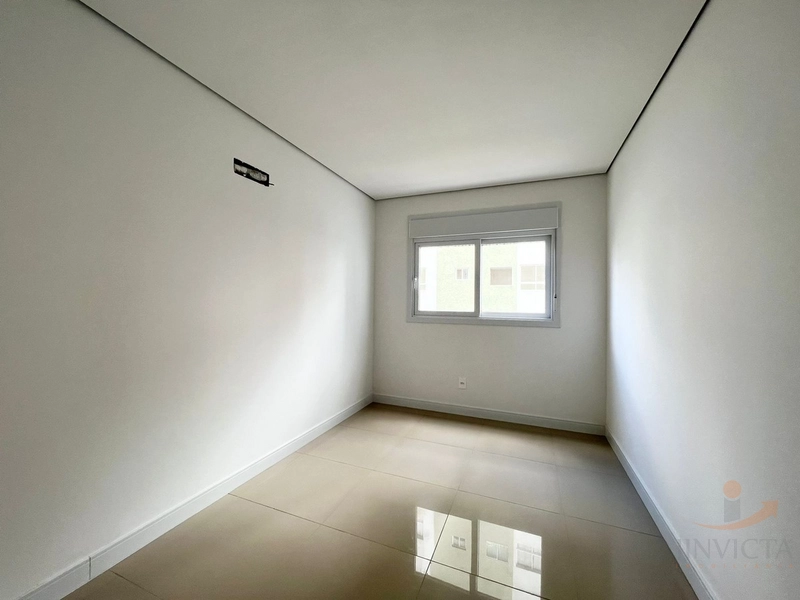 03 AMPLOS  DORMITÓRIOS, COM INFRAESTRUTURA COMPLETA ESPERANDO VOCÊ!!!: 9ª foto da galeria de imagens do imóvel