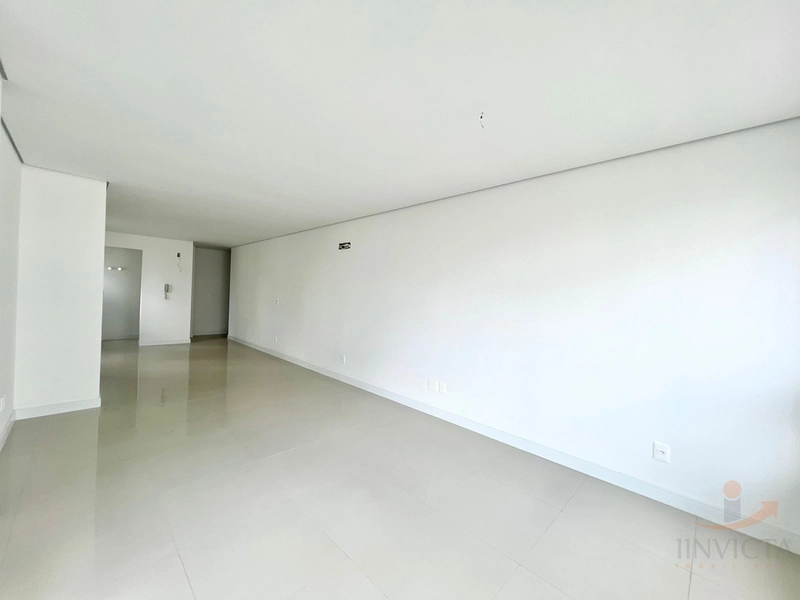 03 AMPLOS  DORMITÓRIOS, COM INFRAESTRUTURA COMPLETA ESPERANDO VOCÊ!!!: 4ª foto da galeria de imagens do imóvel