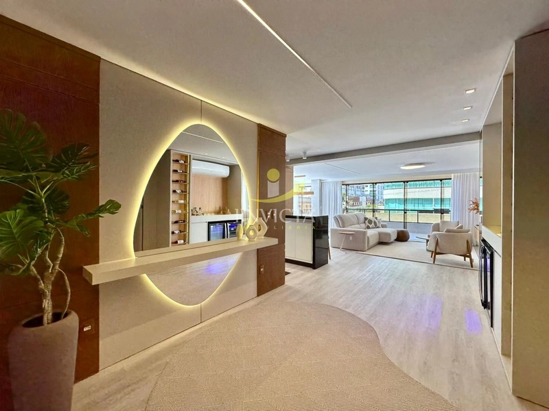 Apartamento com Terraço L, Mobiliado e Decorado, Navegantes!!!!: 2ª foto da galeria de imagens do imóvel