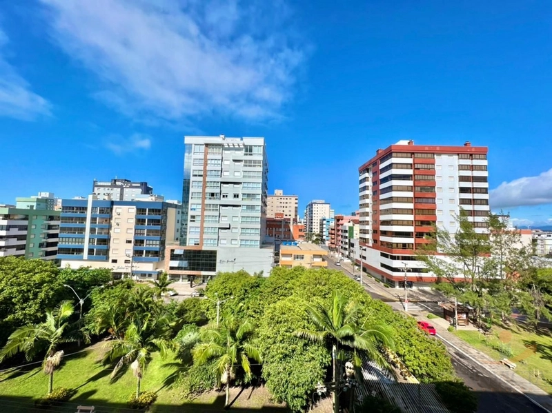 APARTAMENTO DE TRÊS DORMITÓRIOS DE FRENTE PARA FLÁVIO BOIANOVSKY: 13ª foto da galeria de imagens do imóvel